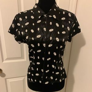 Vintage Express Black and White Daisy Zip Shirt